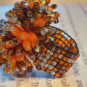 Strechy One Size Fits All Beaded Cluster Star Floral Ring in Orange and Brown